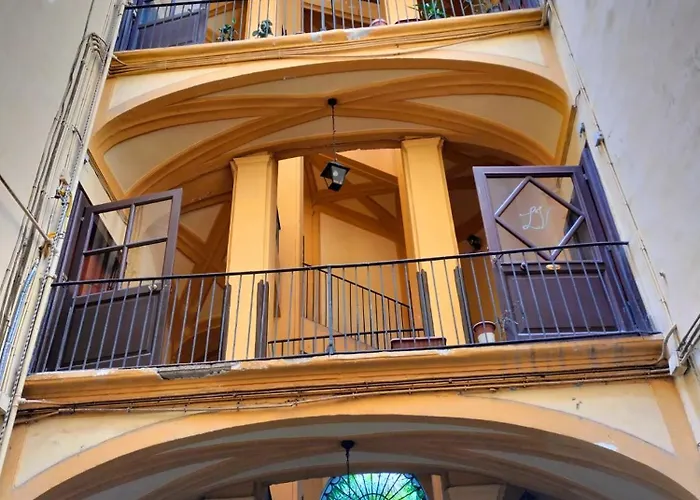Napoli centro madame Naples con terrazzo e vista giardino